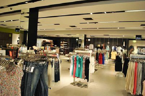 德昌商场里的店面怎么装修？